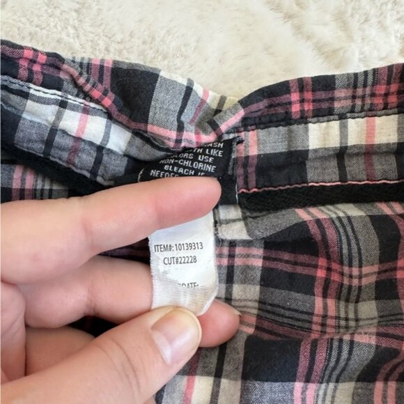 Torrid | Parker Plaid Long Sleeve Front Button Up Camp Shirt | size 0 - Picture 10 of 13